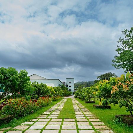 The Sanihara Hotel & Resort Vythiri Exterior foto